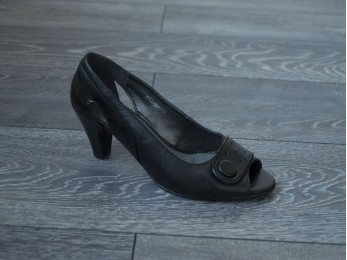 Туфлі жіночі шкіра чорні (823)