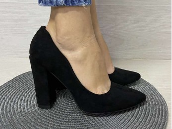 Туфлі жіночі чорні велюр (2412)